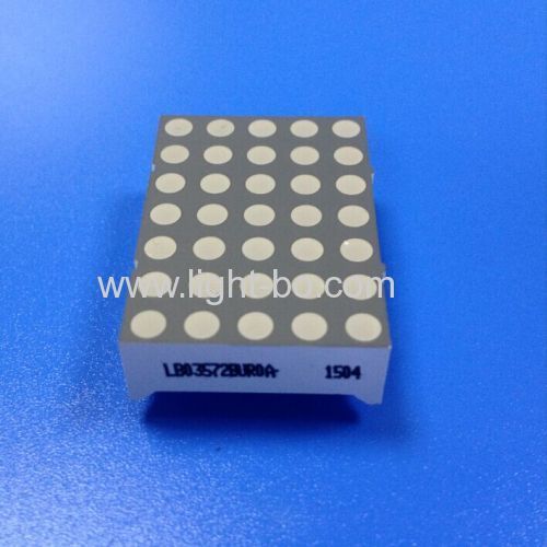 display a led ultra rosso da 1,2" 3 mm 5 x 7 a matrice di punti per lo spostamento di segnali/display di messaggi