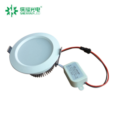 Gear shift and function selection: --The multifunctional LED rechargeable flood light has three gears, brightness and ex