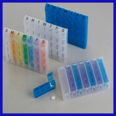 Plastic 28 case 7 day pill box