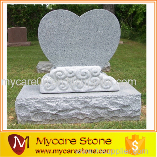 Heart on clouds tombstone