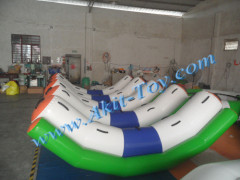 Kids funny single inflatable water seesaw for water park game