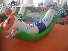 Kids funny single inflatable water seesaw for water park game