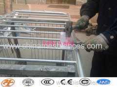 Haotian hot dipped galvanized tube pickets crowd stopper barricade factory