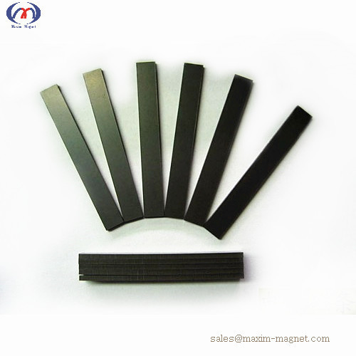 Elevator leveling rubber magnet bar