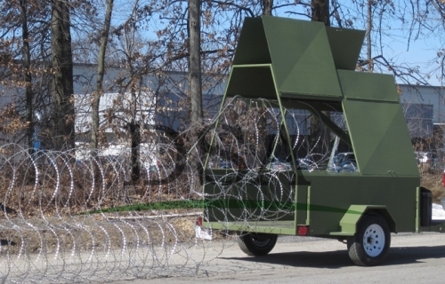 temporary used crowd control barrier