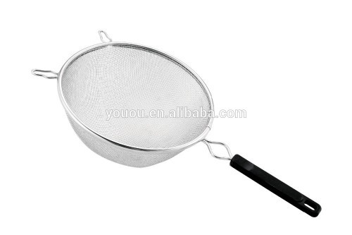 quality guarantee low price stainless steer oil strainer with plastic black handle