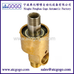 2 way water rotating connector 1 inch-3/8 inch brass swivel joint