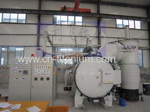vacuum annealing furnace1x10-3pa size:600x1500 annealed weight:300kg