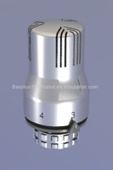 Thermostatic head with liquid sensor