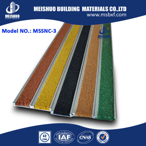 Aluminum based carborundum infill safety stair nosings