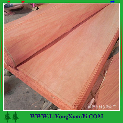 Natural red oak veneer grade A