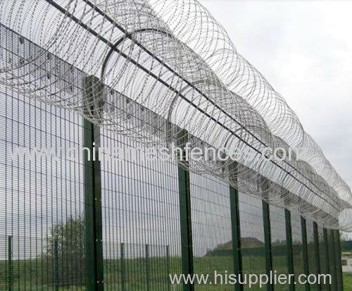 High Security Welded Wire Fence with concertina razor wire fence on top