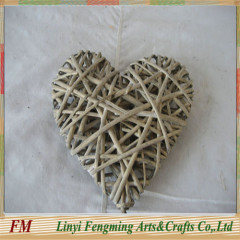 Small heart wicker gift for house decoration