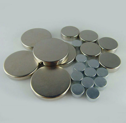 10mm dia x2mm thick diametrically magnestied neodymium disc magnet