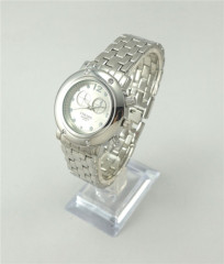 Luxury women wristwatch with high quality