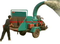 Brush chipper diesel engine mobile