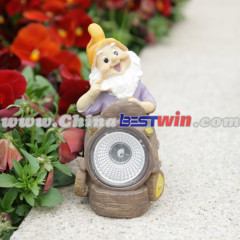 Garden dwarfs statue with solar light