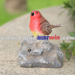 Polyresin Red bird with solar light