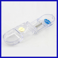 Promotion plastic pill cutter