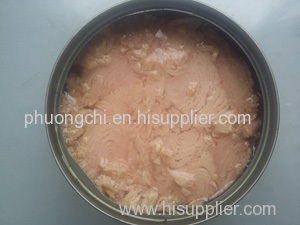 Canned Skipjack tuna chunk in oil