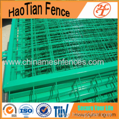 China Colorful Highway Fence Wire Mesh