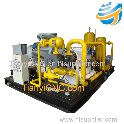 Oxygen gas compressor unit