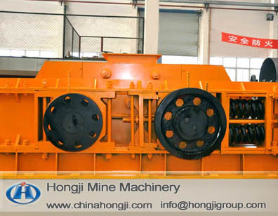 New type barite double teeth roll crusher for sale