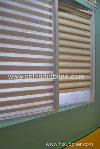 Roller blinds with circle aluminum bottom bar Spring loading roller blinds made to measure