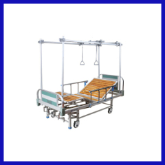 Moveable manual orthopedic traction bed