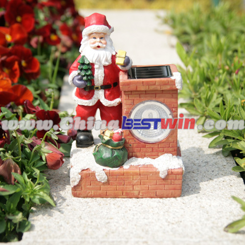 Garden Decor Post Solar Powered Light Santa Claus