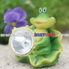 Frog-smile-sitting-lotus-leaf Solar Garden Light