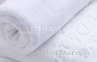High Durability 5 Star Hotel Bath Towels Sets with White Pakistan Yarn Jacquard Weave