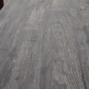 Logi Laminate Flooring LE074C - China laminate flooring manufacturer