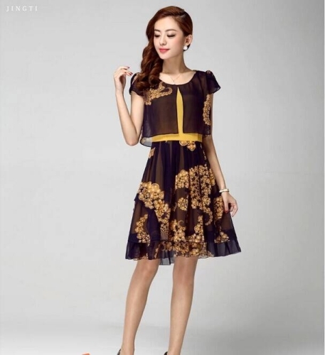 This summer on sale lady fashion chiffon skirt by China dress manufacturers