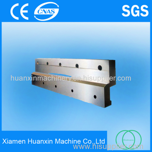 Metallurgical shear blade upper and bottom knives