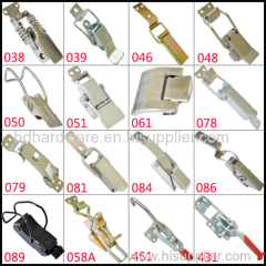 Self adjusting push pull toggle clamp / latch type toggle clamp