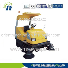 outdoors electric driving sweeping machine