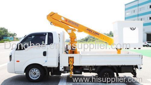 Donghae Aerial working platform truck mounted crane telescopic boom crane bucket