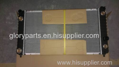 auto radiator/automotive radiator/GM radiator/truck cooling parts/52472963/OKO1515200A