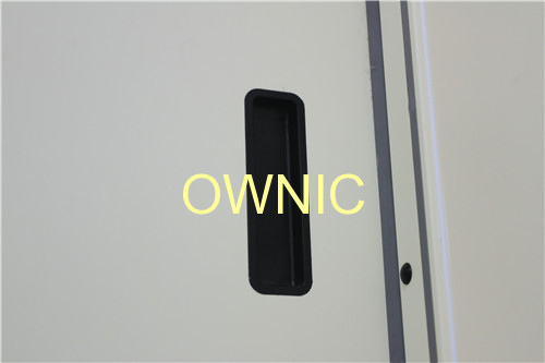 Automatic hermetic slidng ICU door