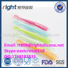 silicone baby spoon for kitchenware with diffirent colors