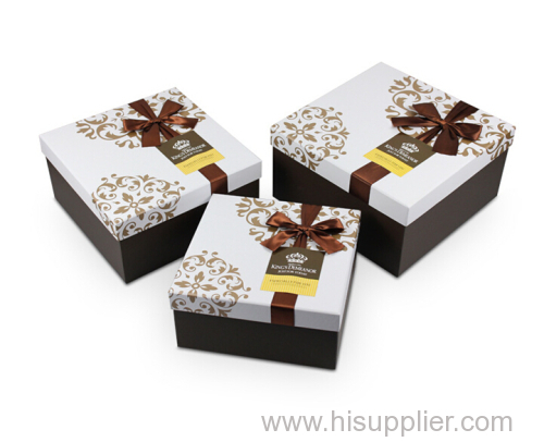 Fine square paper Sugar Box/Wedding Favor Box with nice bowknot