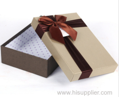 Fine square paper Sugar Box/Wedding Favor Box with nice bowknot