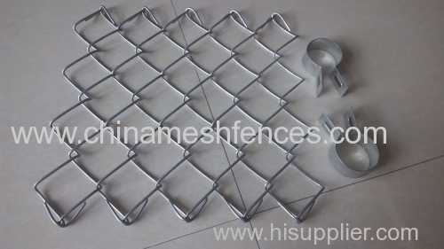 2.5 Inch Mesh Opening Chain Link Fence in 8 gauge wire