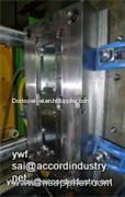 The plastic injection mold of plastic mold