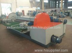 Plywood rotary peeling-clipping machine