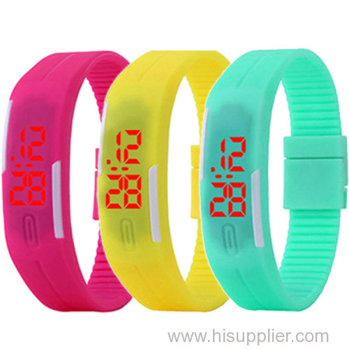 Red light touch screen unisex waterproof led watch made in China