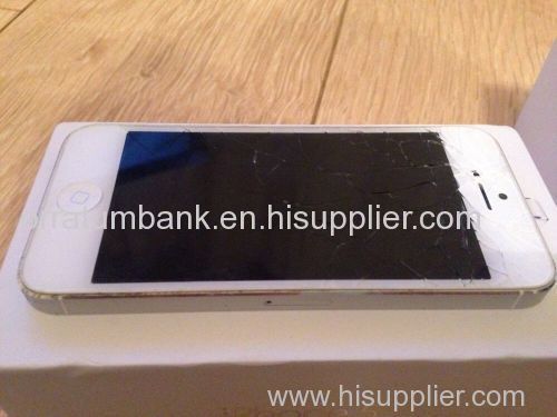 50 X Apple iPhone 5 16GB White Damaged Screen