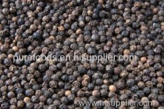 Black pepper and white pepper