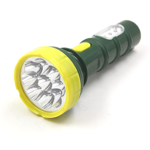 high lumen rechargeable LED flashlight